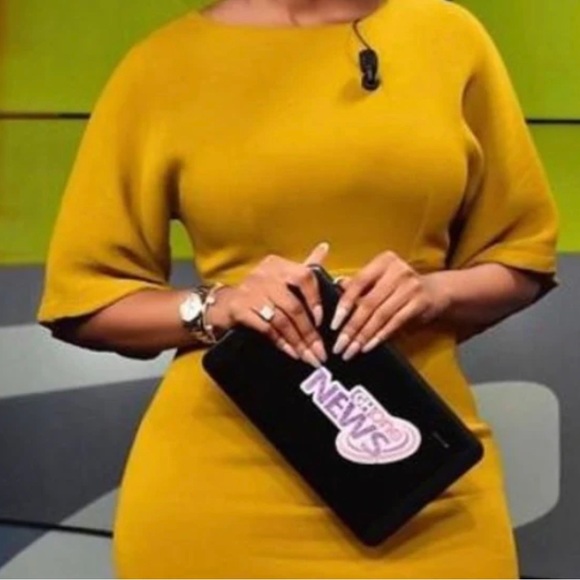 Yellow Bodycon Dress - Picture 2 of 3